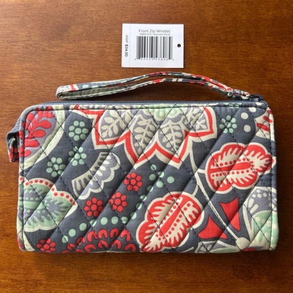 ** New Vera Bradley floral zip wristlet - Picture 2 of 8